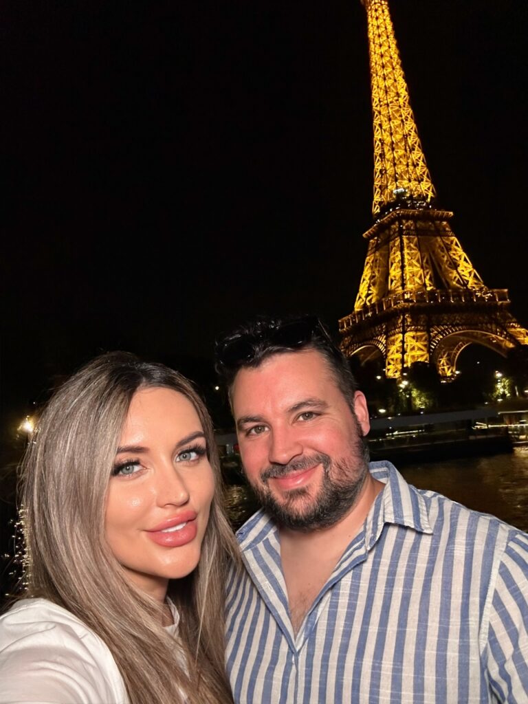 Seine River Dinner Boat Tour, Paris, France